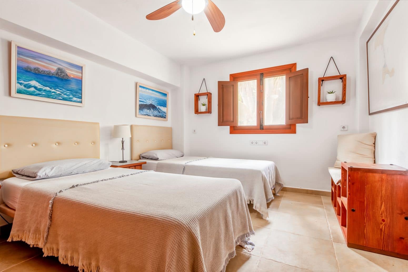 6 slaapkamer Villa te koop in Sant Joan de Labritja met zwembad garage - € 2.300.000 (Ref: 9901589)