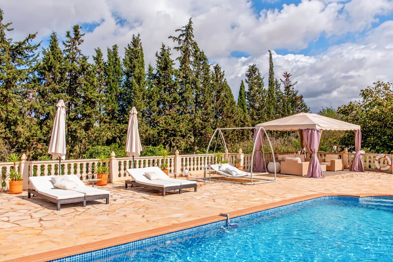 6 slaapkamer Villa te koop in Sant Joan de Labritja met zwembad garage - € 2.300.000 (Ref: 9901589)