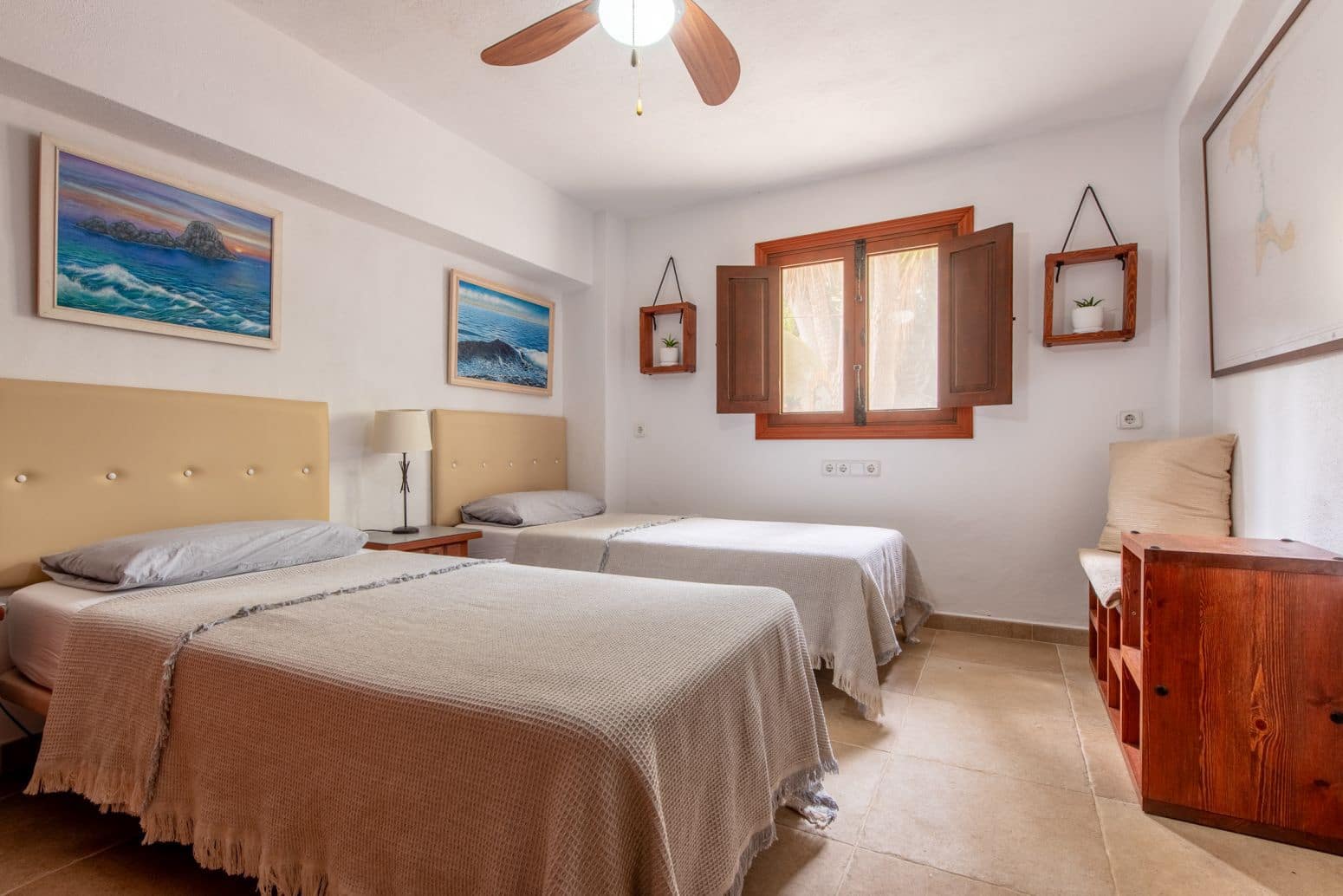 6 slaapkamer Villa te koop in Sant Joan de Labritja met zwembad garage - € 2.300.000 (Ref: 9901589)