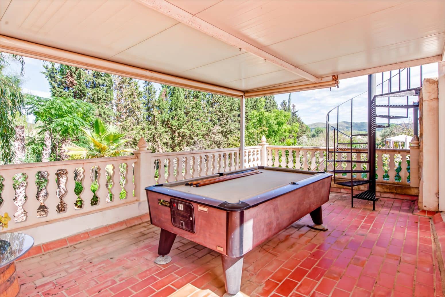 6 slaapkamer Villa te koop in Sant Joan de Labritja met zwembad garage - € 2.300.000 (Ref: 9901589)