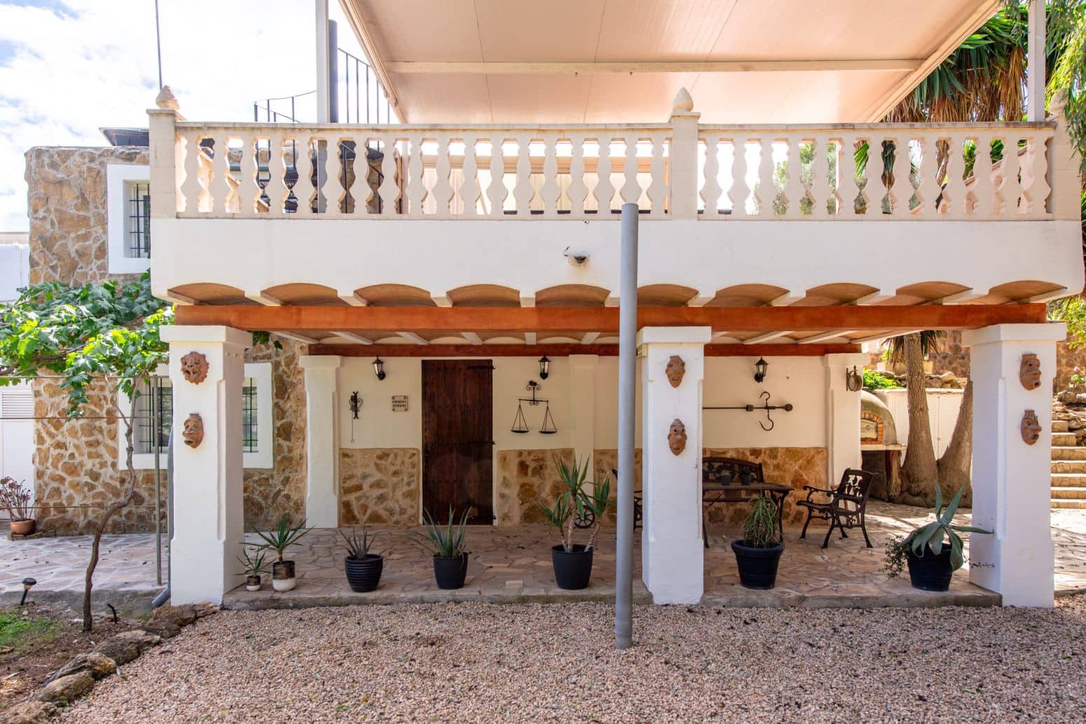 6 slaapkamer Villa te koop in Sant Joan de Labritja met zwembad garage - € 2.300.000 (Ref: 9901589)