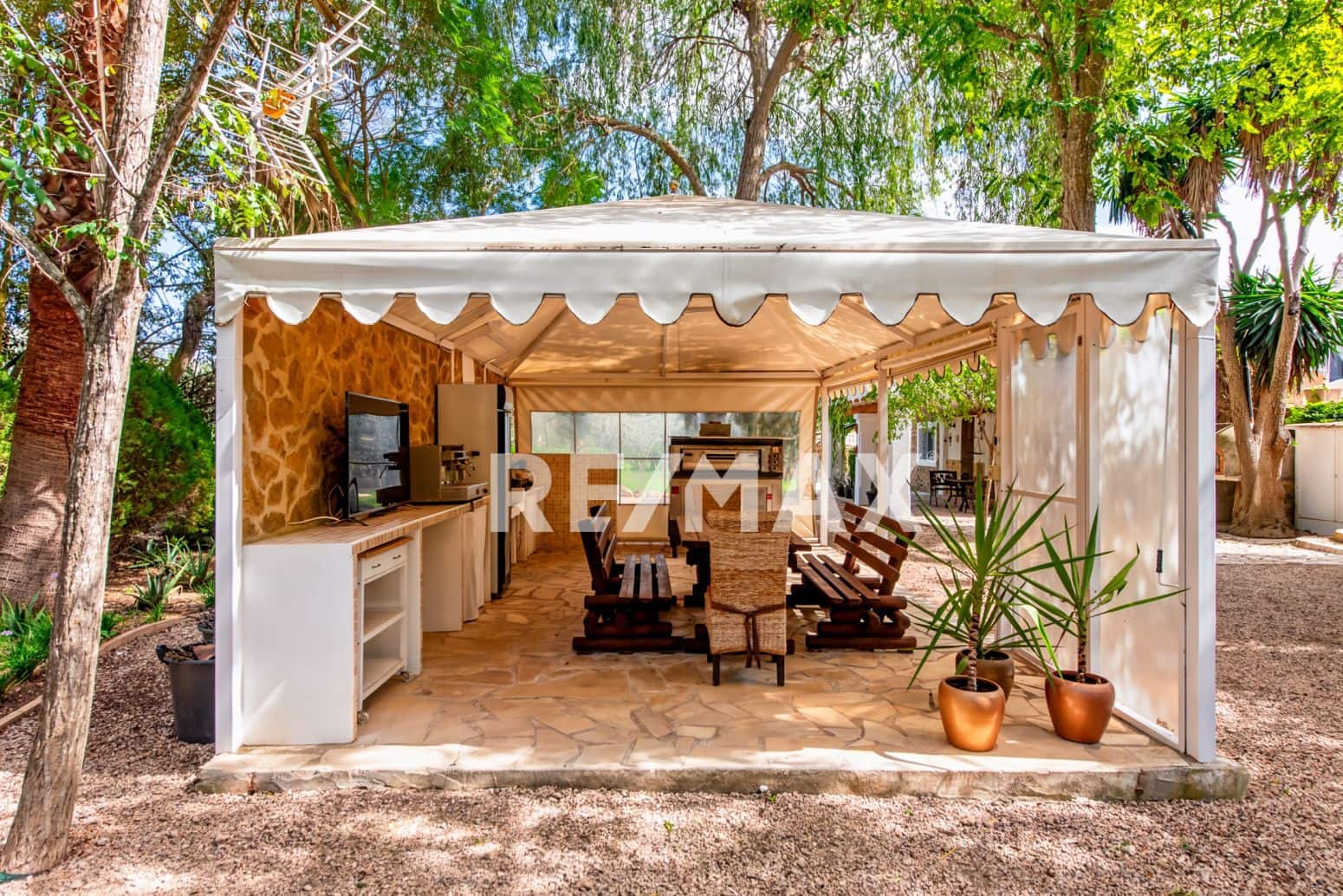 6 slaapkamer Villa te koop in Sant Joan de Labritja met zwembad garage - € 2.300.000 (Ref: 9901589)
