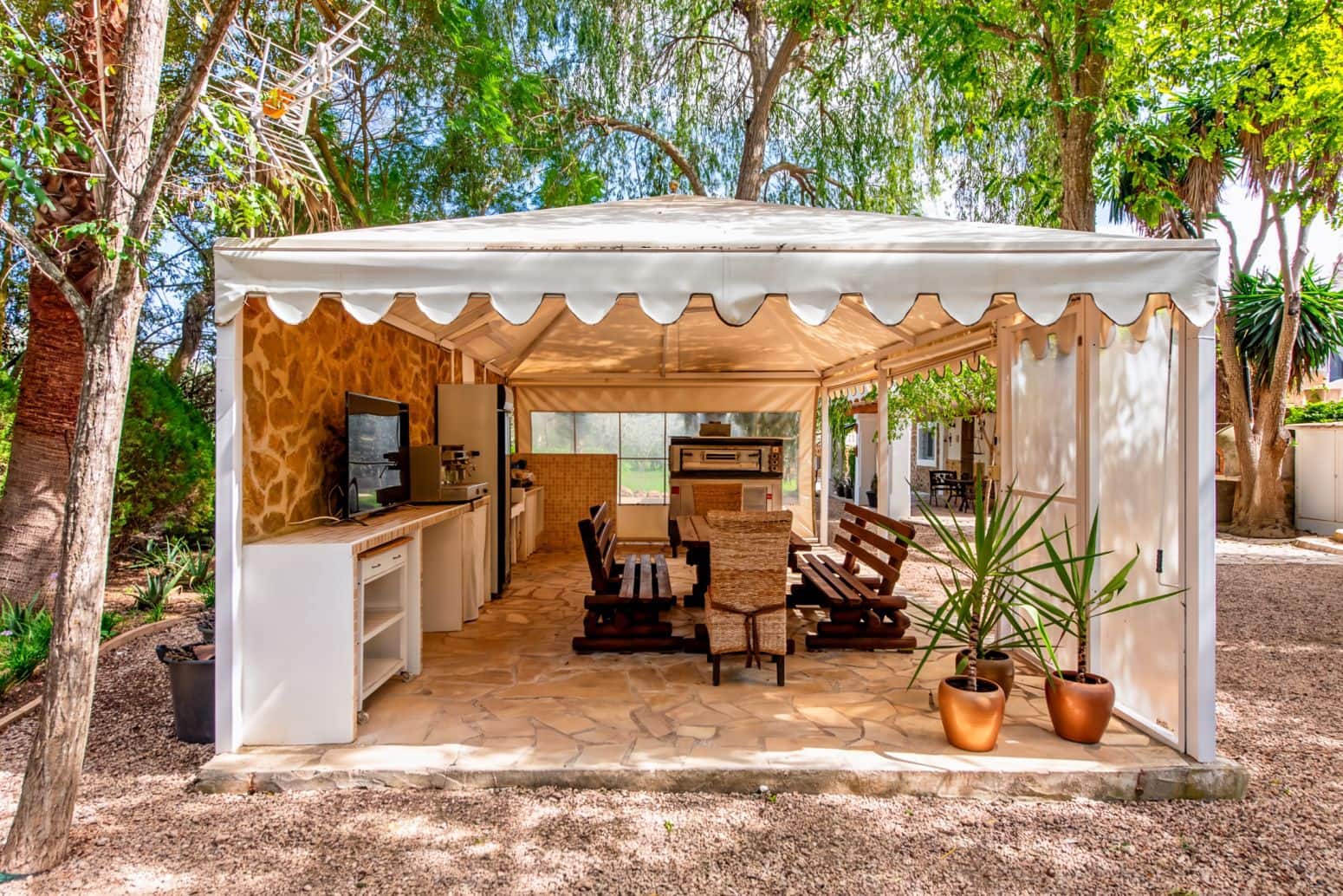 6 slaapkamer Villa te koop in Sant Joan de Labritja met zwembad garage - € 2.300.000 (Ref: 9901589)