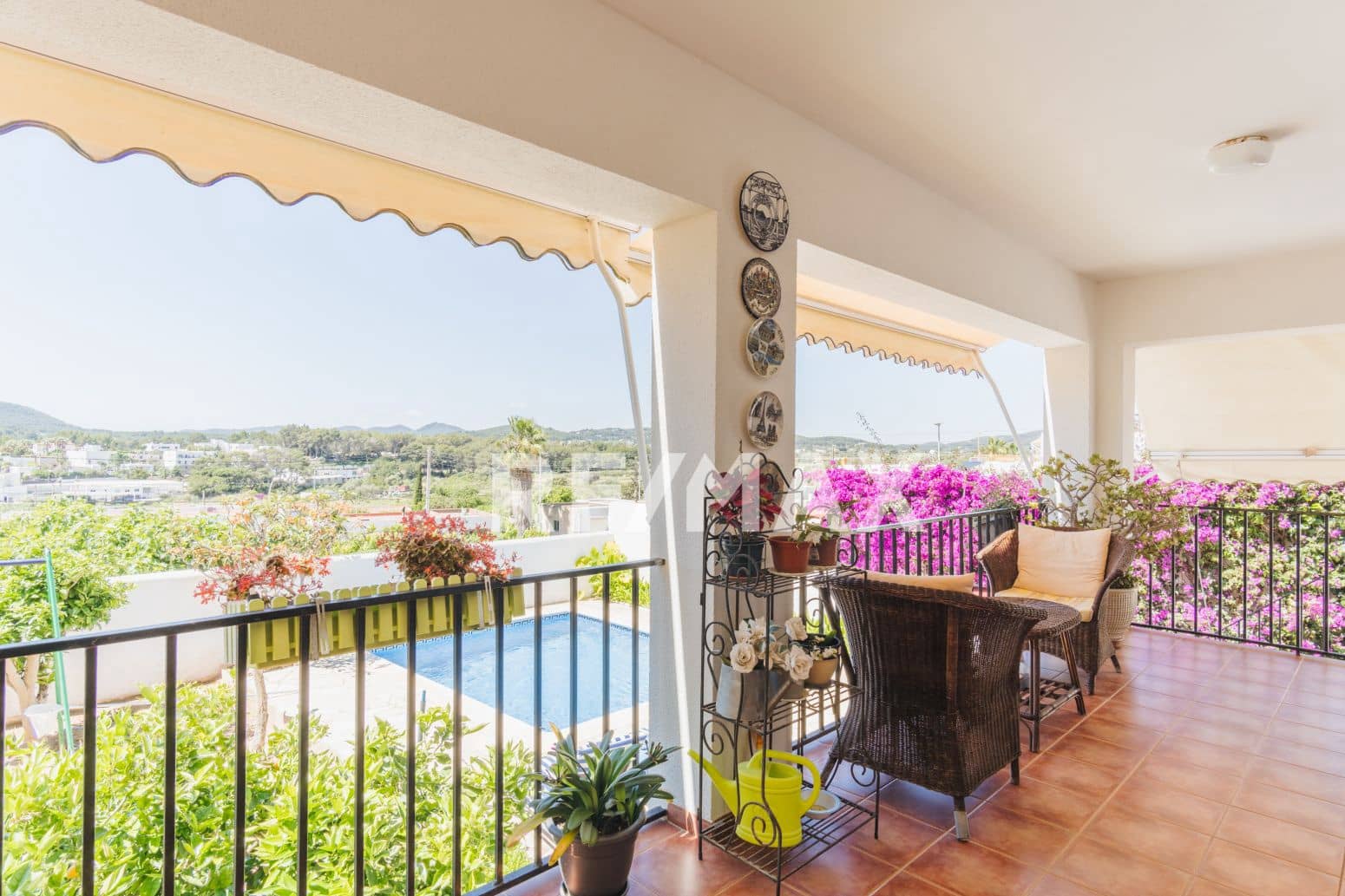 6 makuuhuone Huvila myytävänä paikassa Santa Eulalia / Santa Eularia mukana uima-altaan 
autotalli - 1 650 000 € (Ref: 9901590)