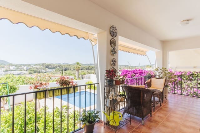 6 makuuhuone Huvila myytävänä paikassa Santa Eulalia / Santa Eularia mukana uima-altaan 
autotalli - 1 650 000 € (Ref: 9901590)