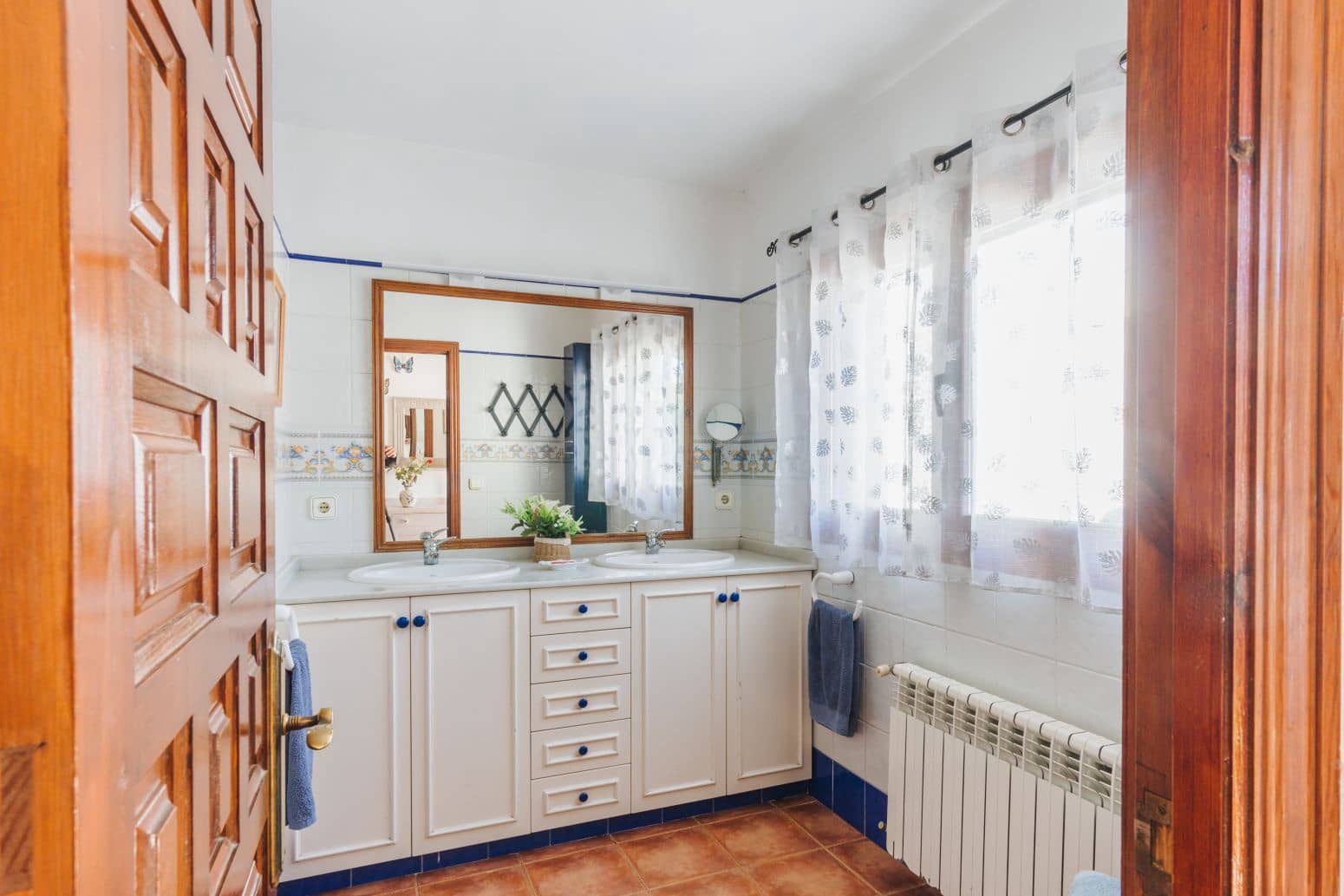 6 makuuhuone Huvila myytävänä paikassa Santa Eulalia / Santa Eularia mukana uima-altaan 
autotalli - 1 650 000 € (Ref: 9901590)