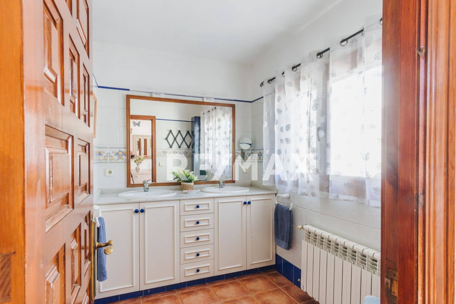 6 makuuhuone Huvila myytävänä paikassa Santa Eulalia / Santa Eularia mukana uima-altaan 
autotalli - 1 650 000 € (Ref: 9901590)