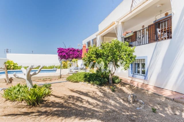 6 makuuhuone Huvila myytävänä paikassa Santa Eulalia / Santa Eularia mukana uima-altaan 
autotalli - 1 650 000 € (Ref: 9901590)