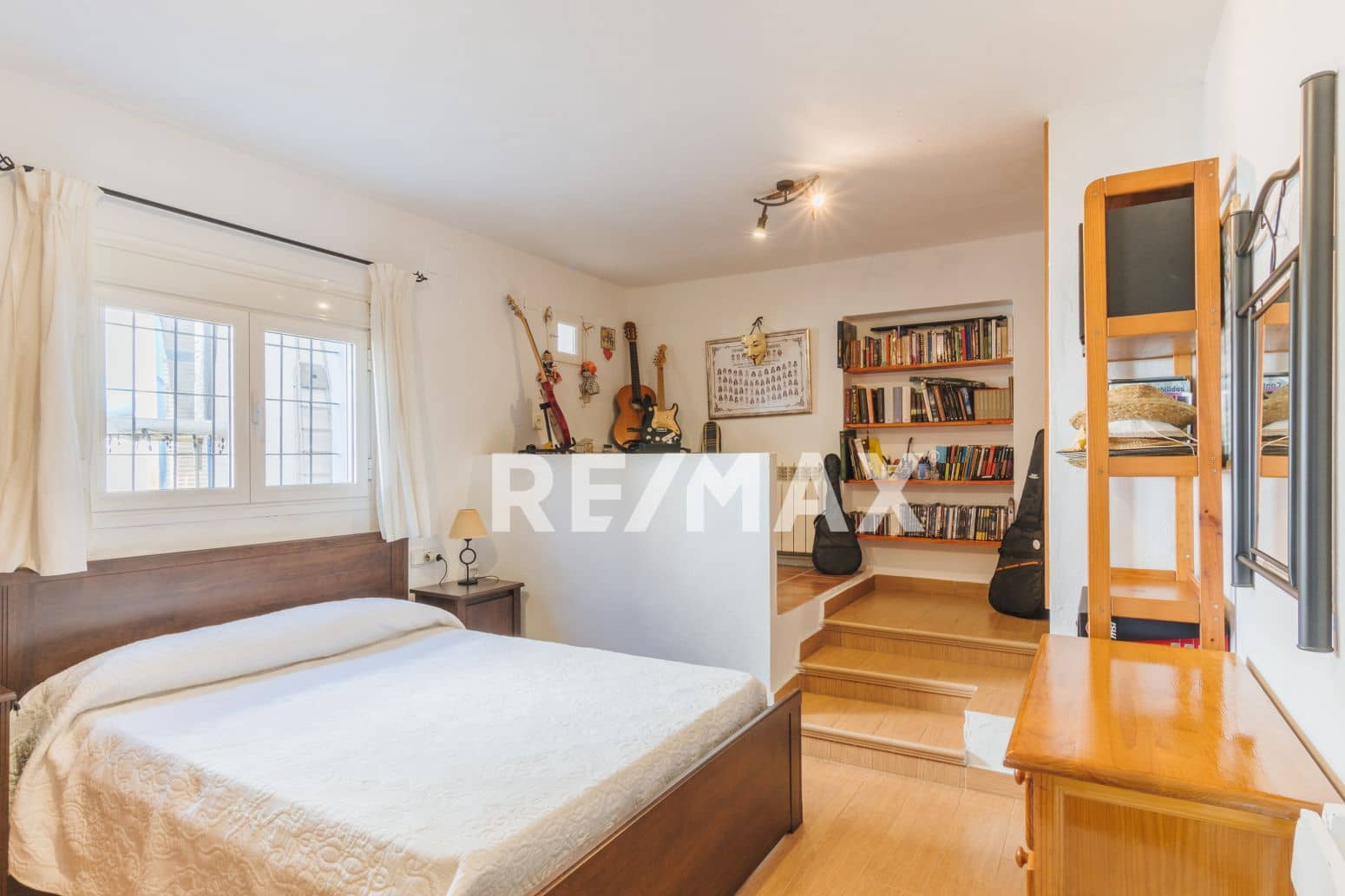 6 makuuhuone Huvila myytävänä paikassa Santa Eulalia / Santa Eularia mukana uima-altaan 
autotalli - 1 650 000 € (Ref: 9901590)