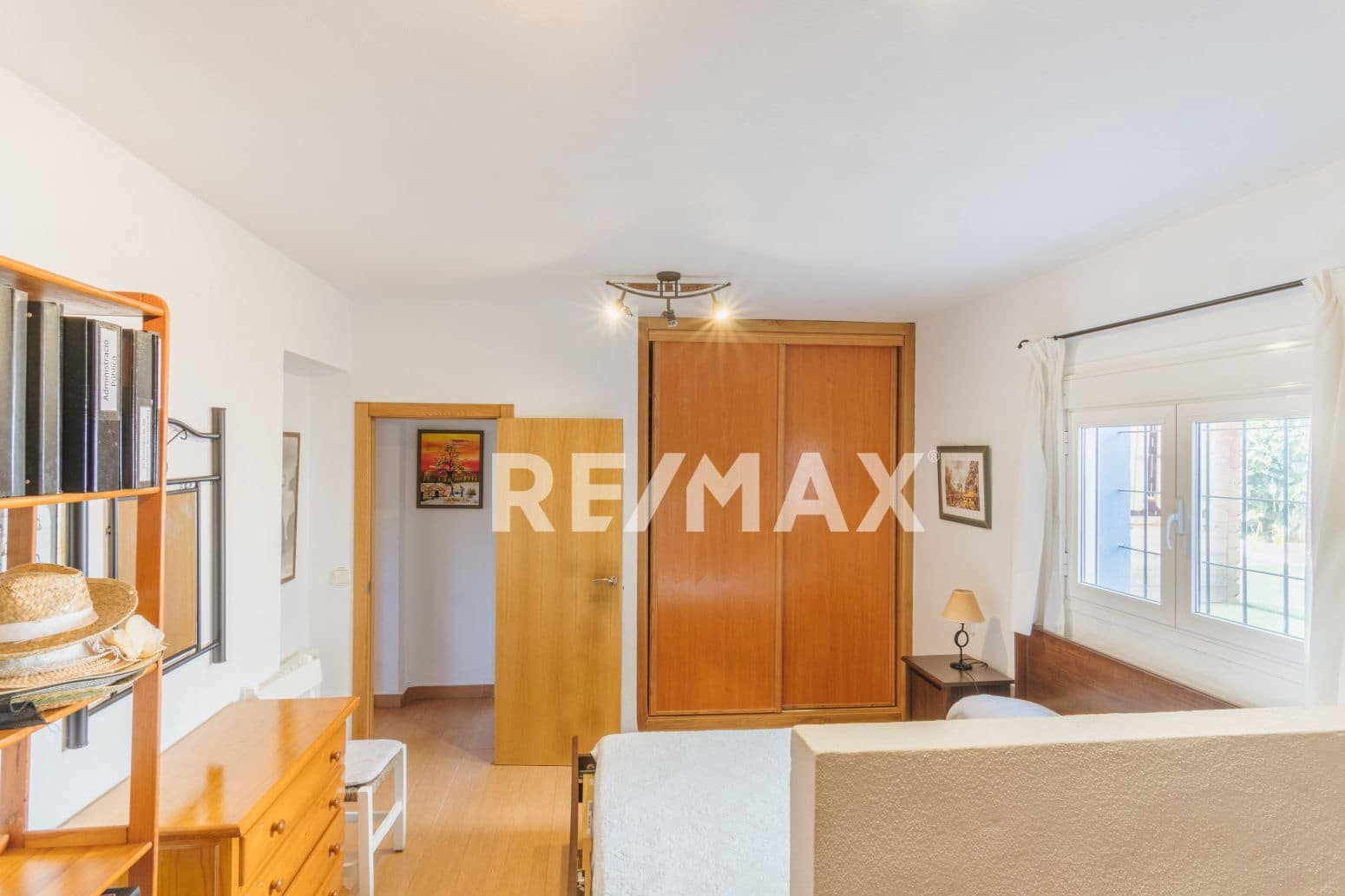 6 makuuhuone Huvila myytävänä paikassa Santa Eulalia / Santa Eularia mukana uima-altaan 
autotalli - 1 650 000 € (Ref: 9901590)