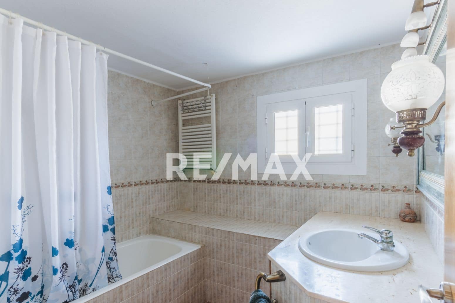 6 makuuhuone Huvila myytävänä paikassa Santa Eulalia / Santa Eularia mukana uima-altaan 
autotalli - 1 650 000 € (Ref: 9901590)