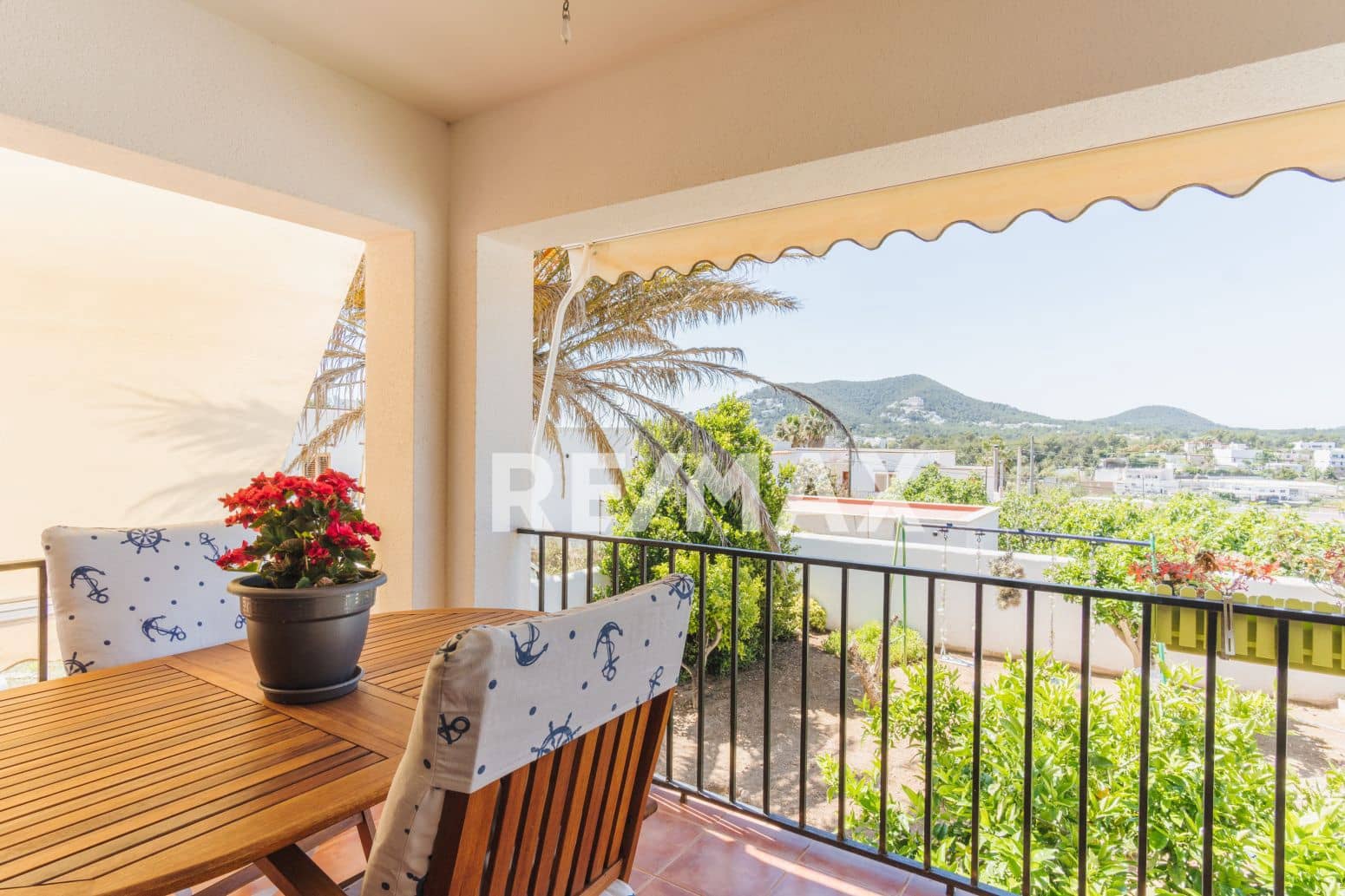 6 makuuhuone Huvila myytävänä paikassa Santa Eulalia / Santa Eularia mukana uima-altaan 
autotalli - 1 650 000 € (Ref: 9901590)