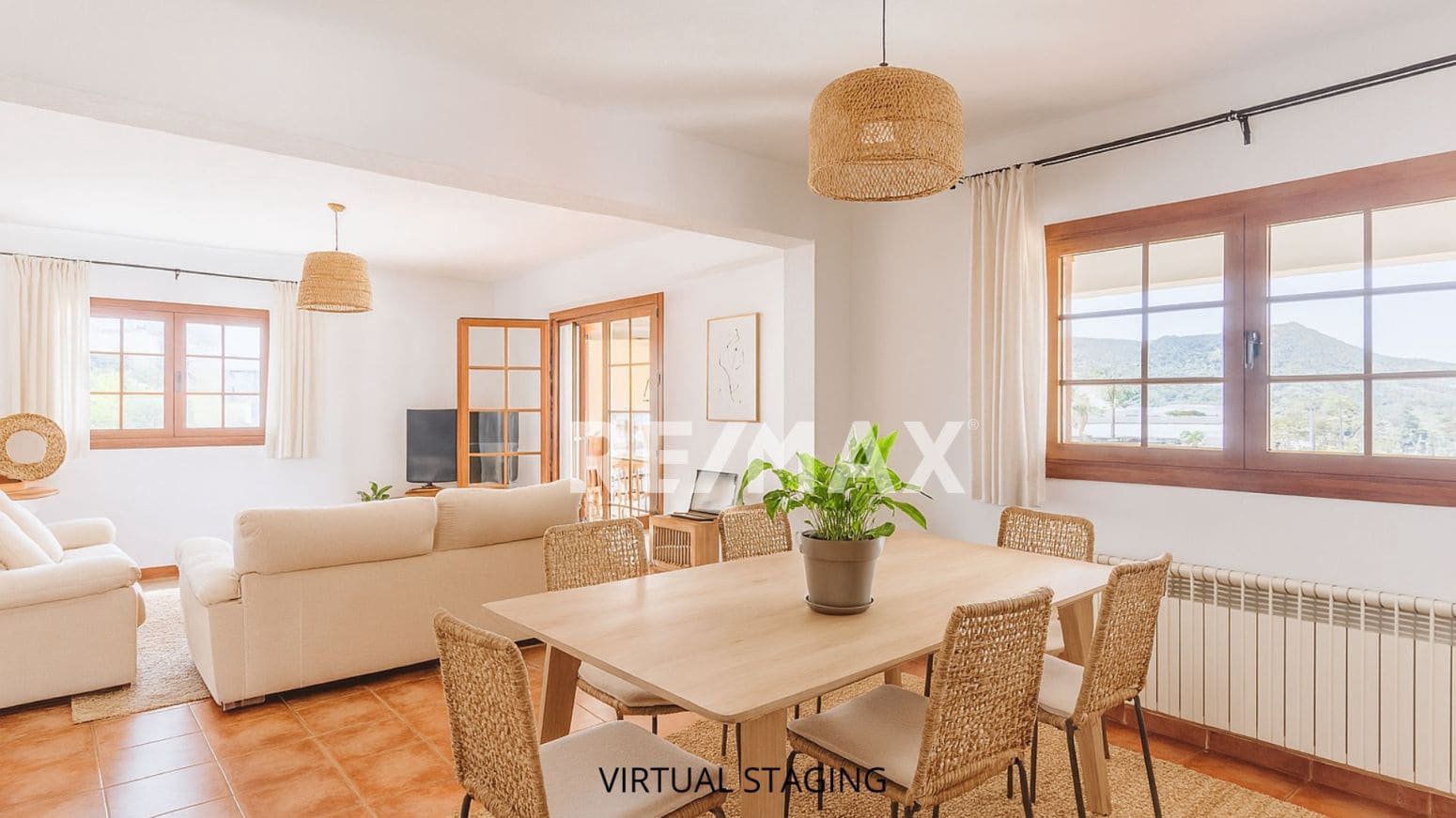 6 makuuhuone Huvila myytävänä paikassa Santa Eulalia / Santa Eularia mukana uima-altaan 
autotalli - 1 650 000 € (Ref: 9901590)