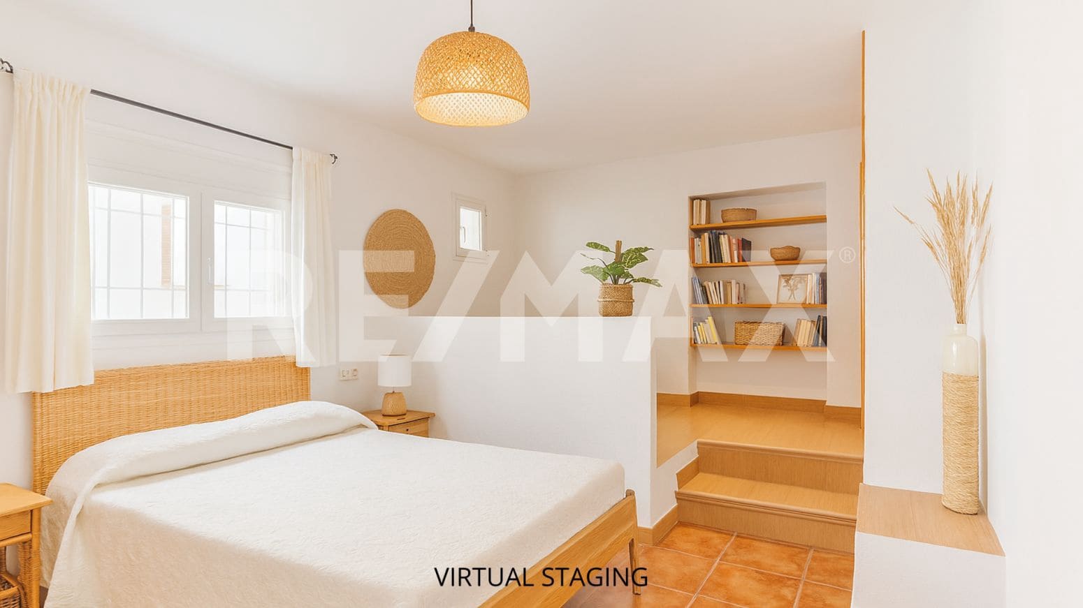 6 makuuhuone Huvila myytävänä paikassa Santa Eulalia / Santa Eularia mukana uima-altaan 
autotalli - 1 650 000 € (Ref: 9901590)
