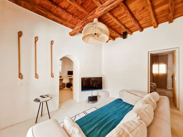 5 soverom Villa til salgs i Sant Antoni de Portmany med svømmebasseng - € 2 950 000 (Ref: 9901592)