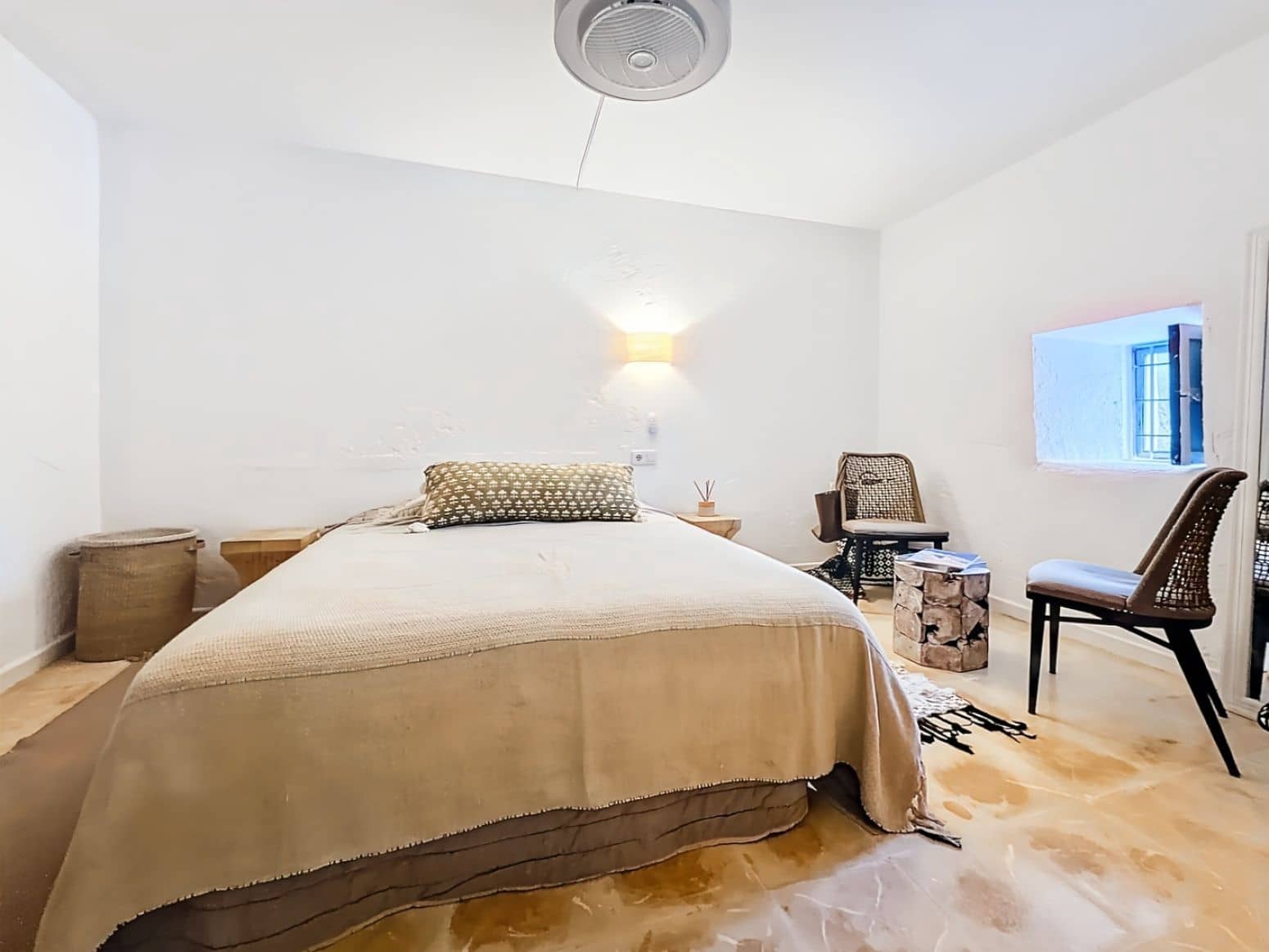 5 soverom Villa til salgs i Sant Antoni de Portmany med svømmebasseng - € 2 950 000 (Ref: 9901592)
