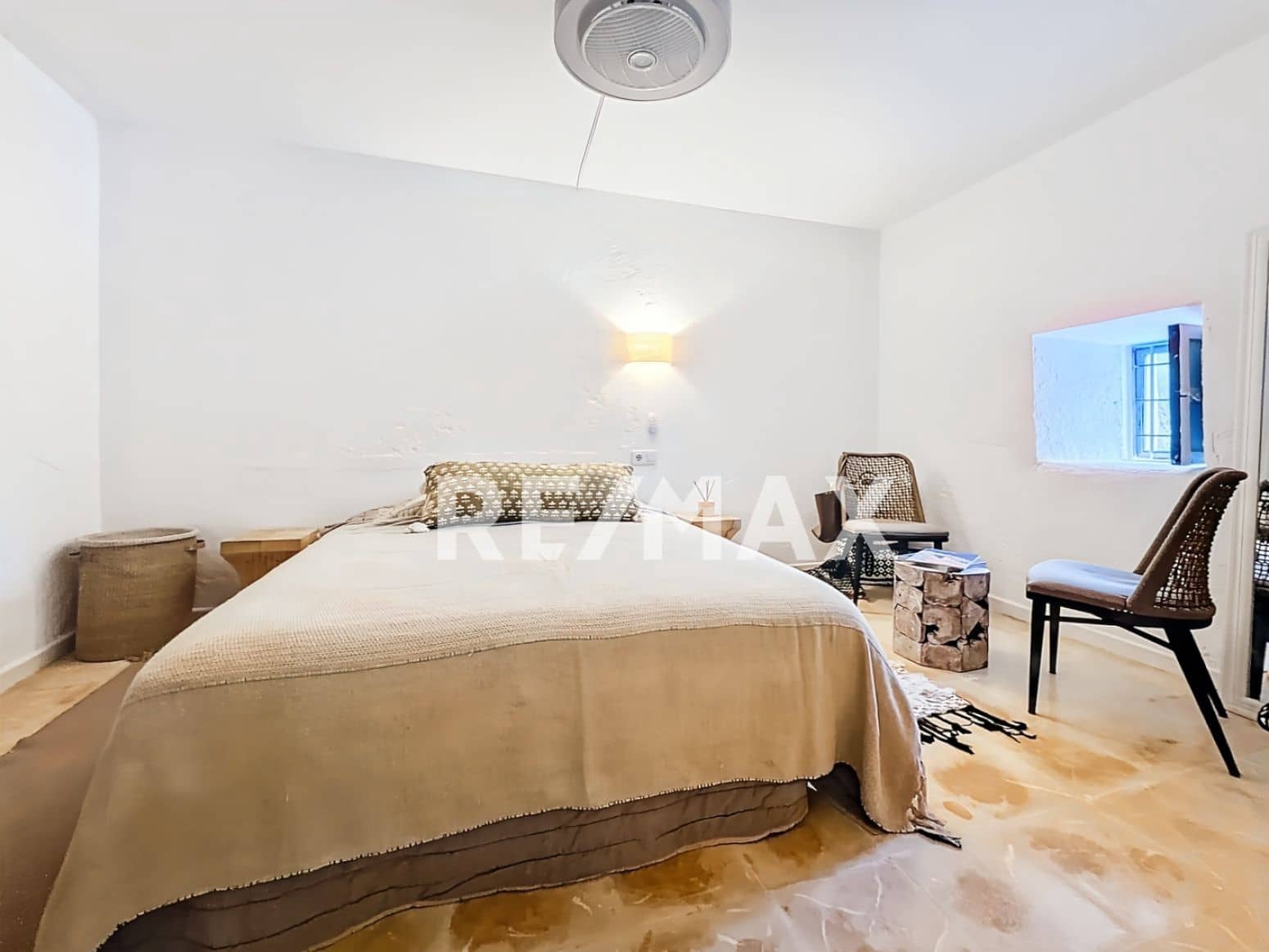 5 soverom Villa til salgs i Sant Antoni de Portmany med svømmebasseng - € 2 950 000 (Ref: 9901592)