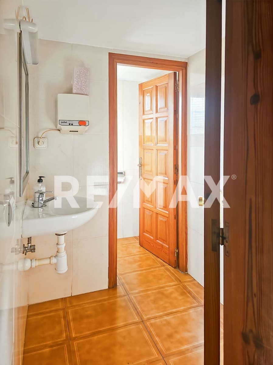 Komercyjne na sprzedaż w Santa Eulalia / Santa Eularia - 135 000 € (Ref: 9901595)