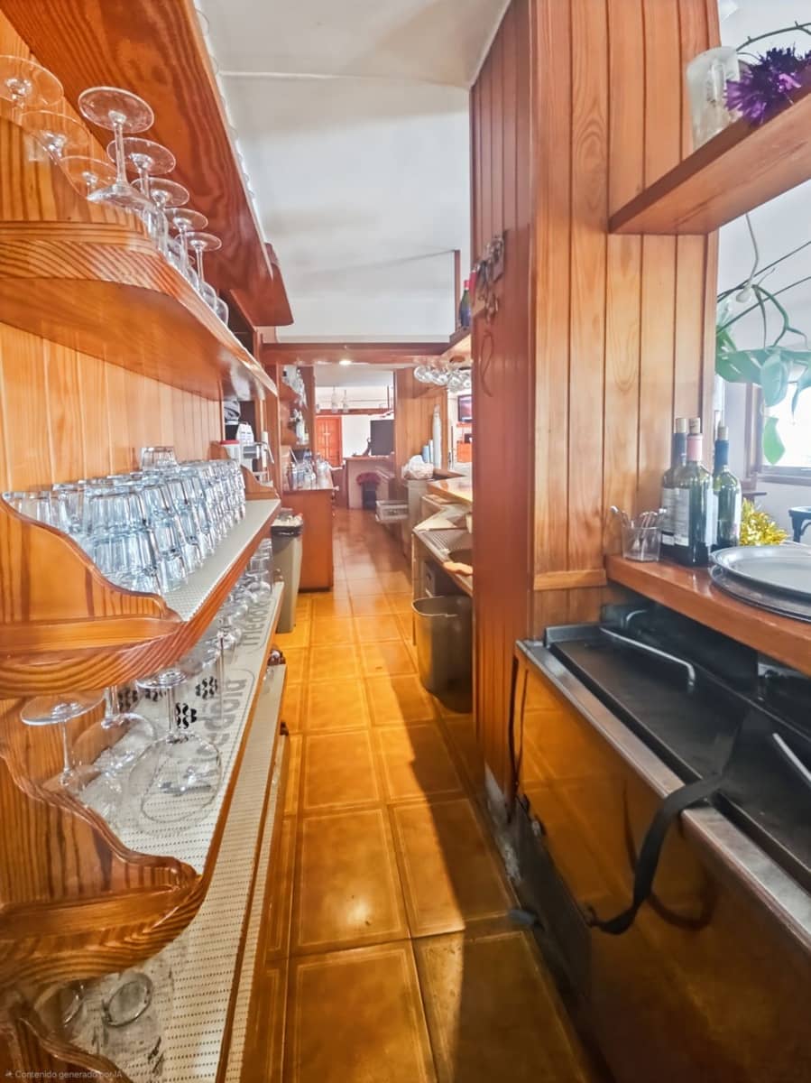 Komercyjne na sprzedaż w Santa Eulalia / Santa Eularia - 135 000 € (Ref: 9901595)