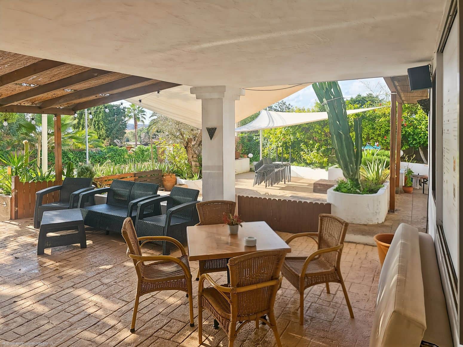 Komercyjne na sprzedaż w Santa Eulalia / Santa Eularia - 135 000 € (Ref: 9901595)