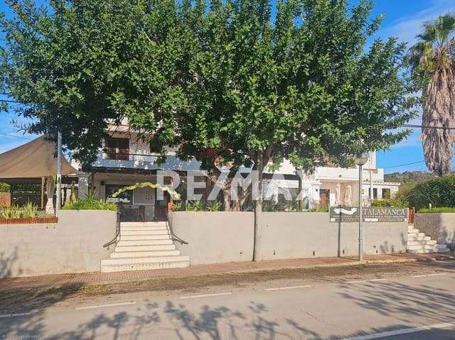 Komercyjne na sprzedaż w Santa Eulalia / Santa Eularia - 135 000 € (Ref: 9901595)