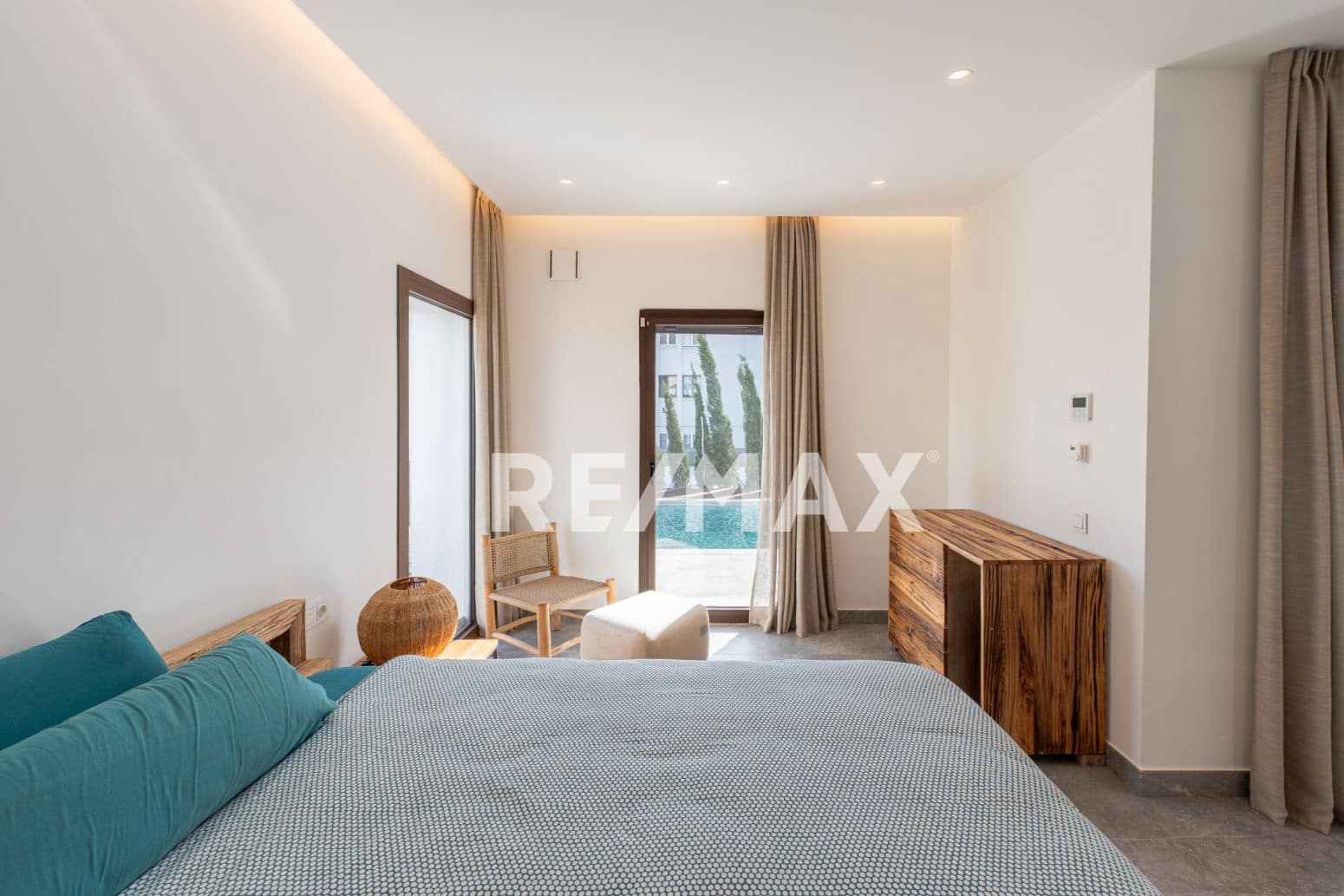 3 soverom Villa til salgs i Santa Eulalia / Santa Eularia med svømmebasseng - € 3 380 000 (Ref: 9901596)