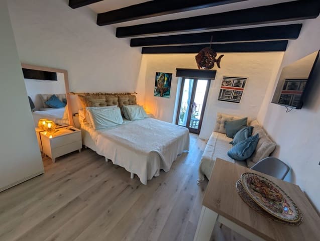 Appartement à louer à Ibiza ville - 3 000 € (Ref: 9901597)