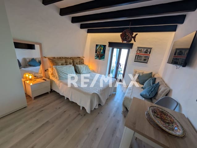 Appartement à louer à Ibiza ville - 3 000 € (Ref: 9901597)