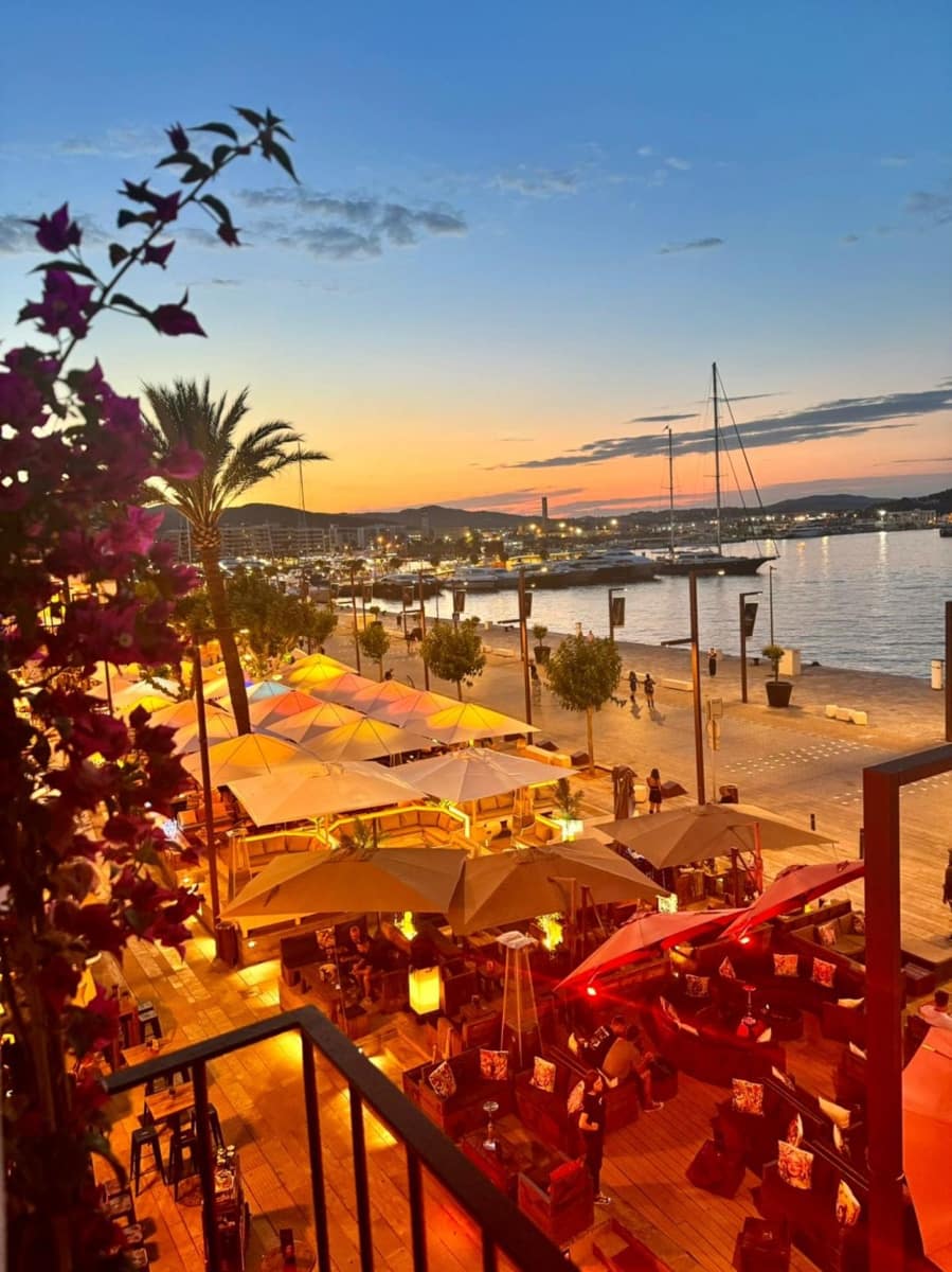 Lejlighed til leje i Ibiza by - € 3.000 (Ref: 9901597)