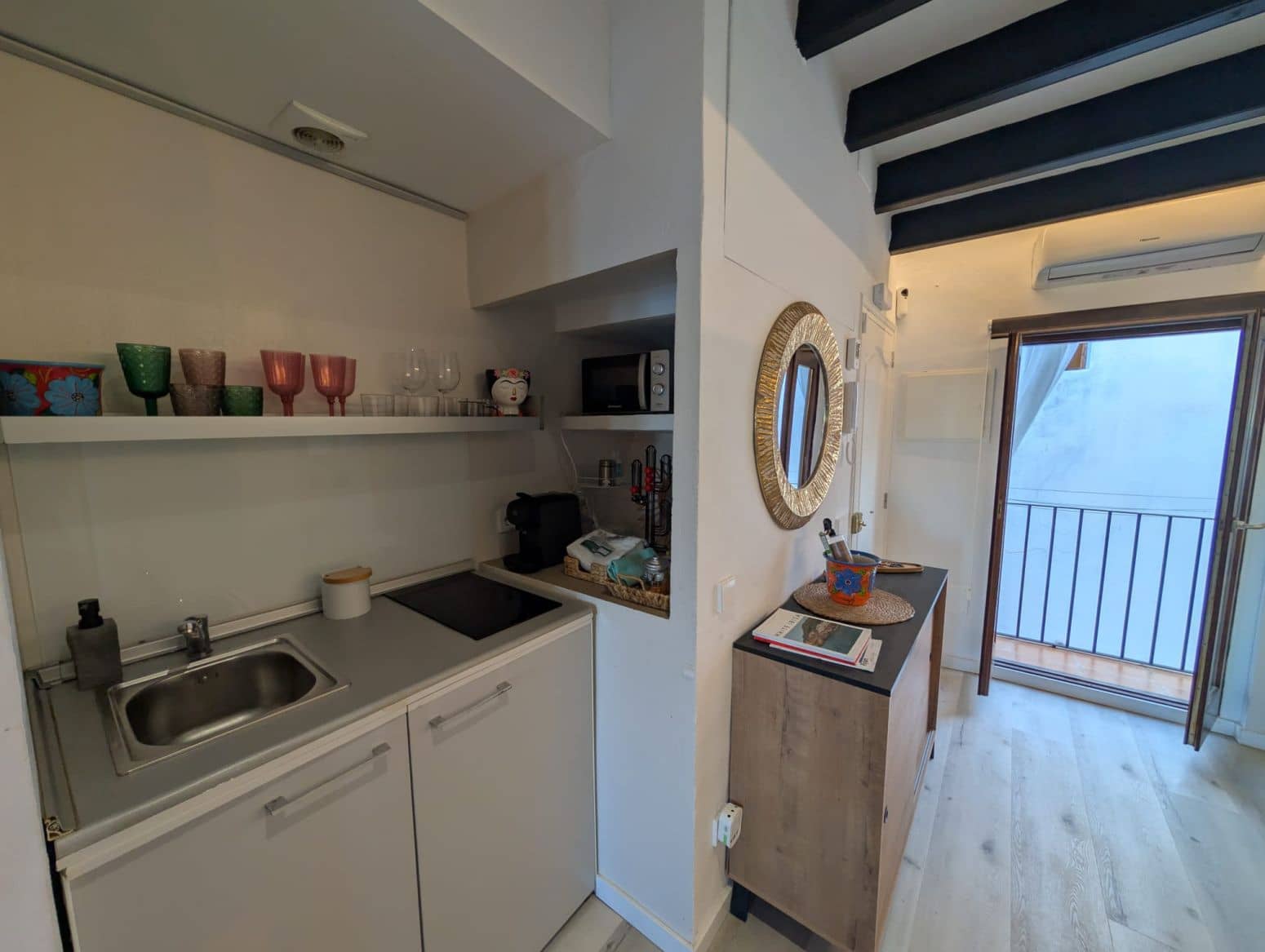 Lejlighed til leje i Ibiza by - € 3.000 (Ref: 9901597)