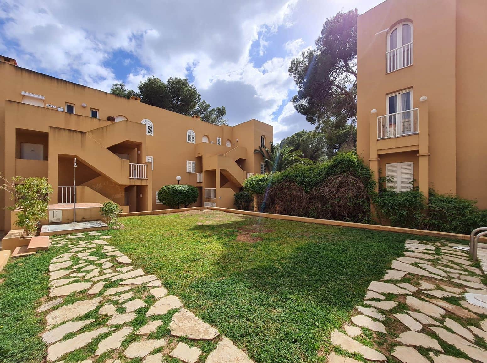 1 sovrum Strandlägenhet till salu i Santa Eulalia / Santa Eularia med pool - 395 000 € (Ref: 9901598)