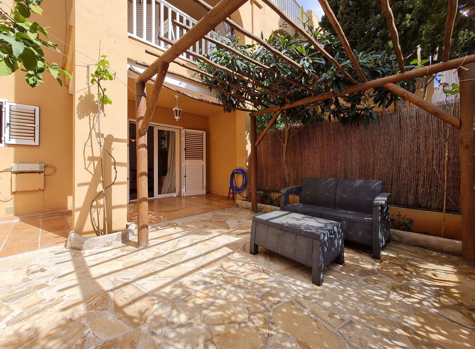 1 sovrum Strandlägenhet till salu i Santa Eulalia / Santa Eularia med pool - 395 000 € (Ref: 9901598)