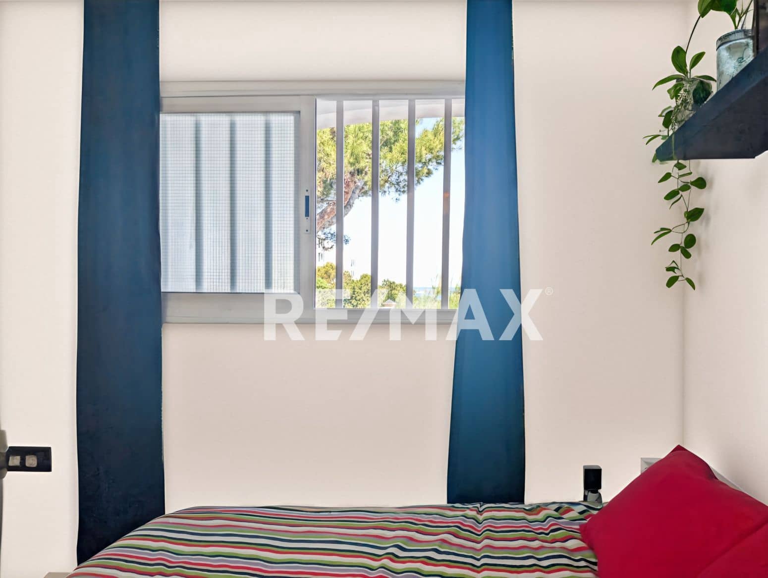 Local Comercial en San Jose / Sant Josep de Sa Talaia en venta - 249.000 € (Ref: 9901599)