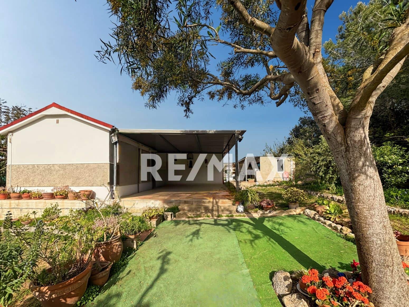 2 makuuhuone Huvila myytävänä paikassa Santa Eulalia / Santa Eularia mukana uima-altaan - 700 000 € (Ref: 9901601)