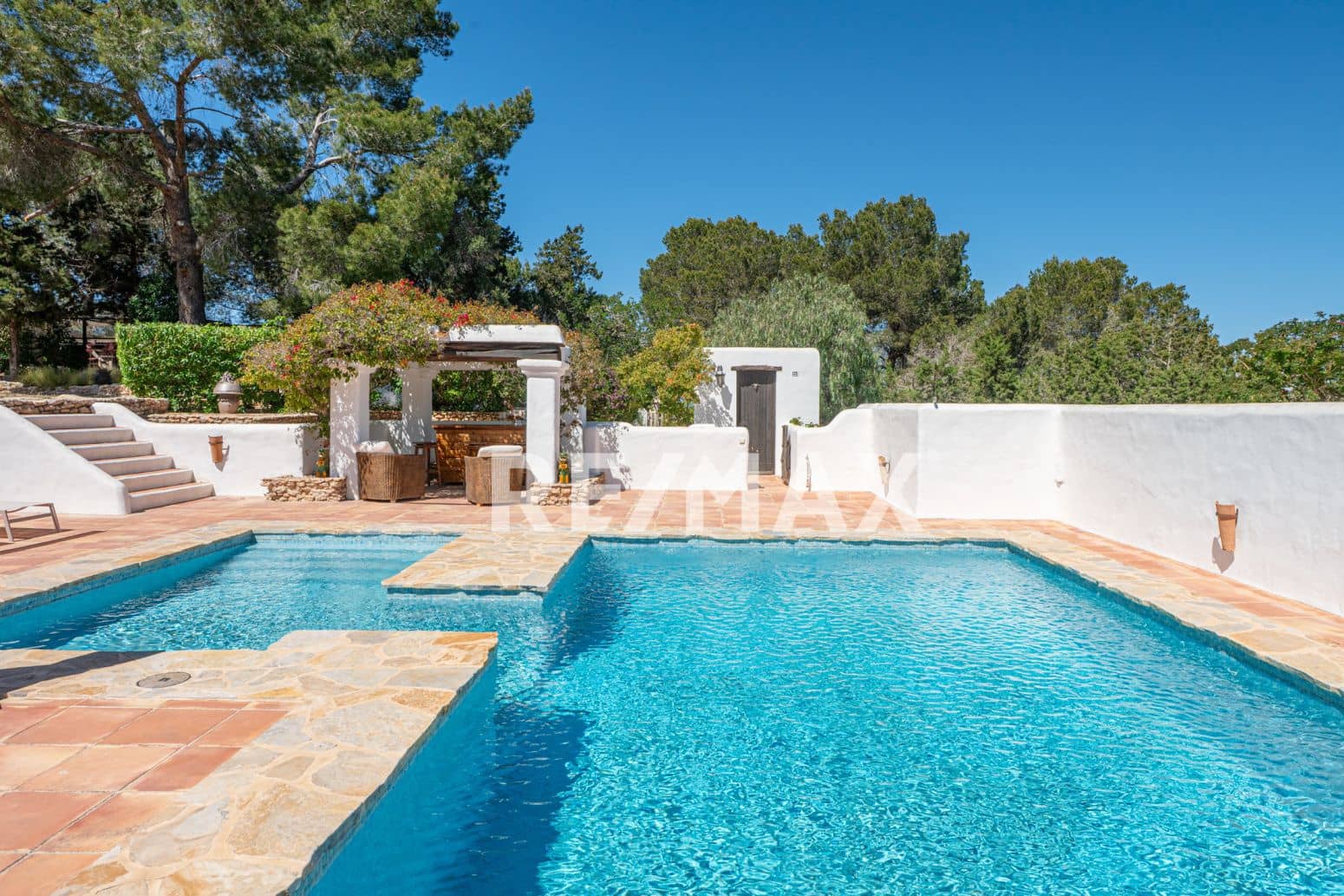 8 soverom Villa til salgs i San Jose / Sant Josep de Sa Talaia med svømmebasseng garasje - € 5 200 000 (Ref: 9901602)