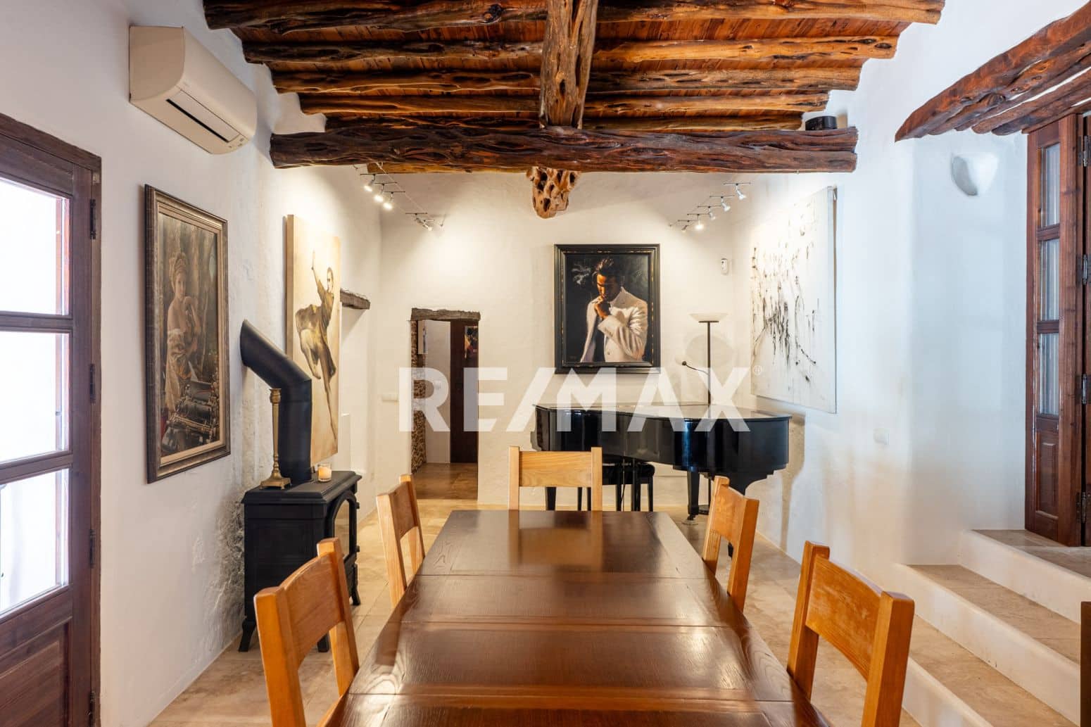 8 soverom Villa til salgs i San Jose / Sant Josep de Sa Talaia med svømmebasseng garasje - € 5 200 000 (Ref: 9901602)