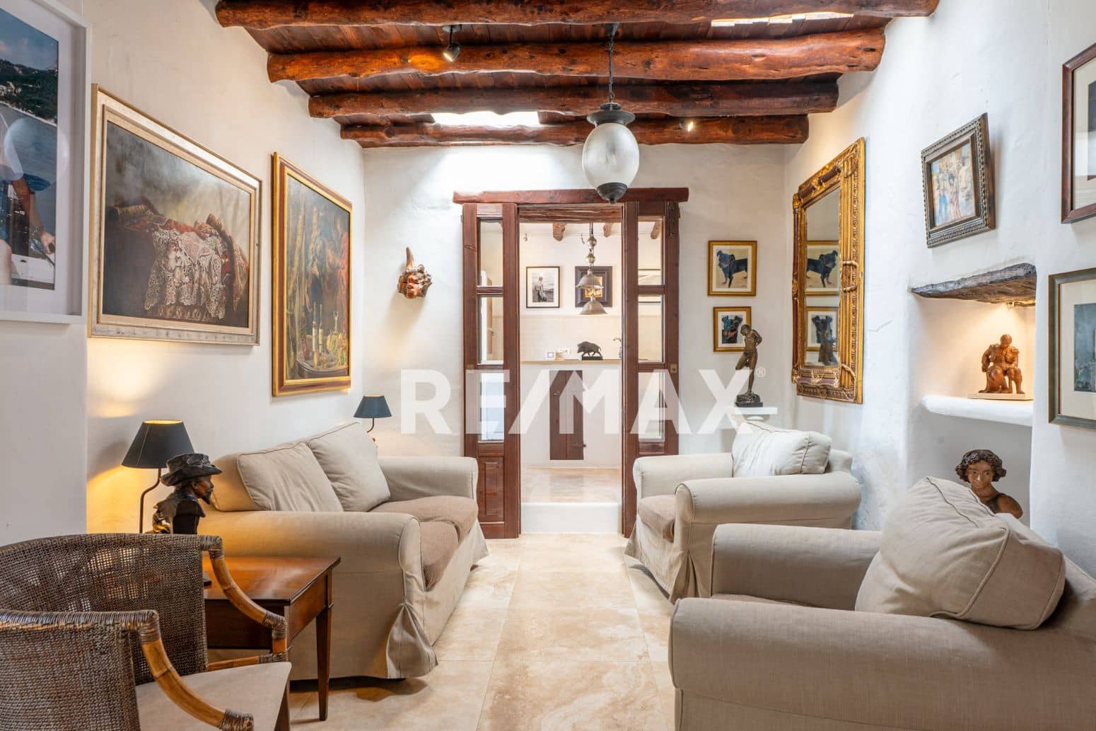 8 soverom Villa til salgs i San Jose / Sant Josep de Sa Talaia med svømmebasseng garasje - € 5 200 000 (Ref: 9901602)