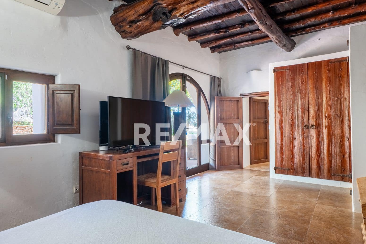 8 soverom Villa til salgs i San Jose / Sant Josep de Sa Talaia med svømmebasseng garasje - € 5 200 000 (Ref: 9901602)