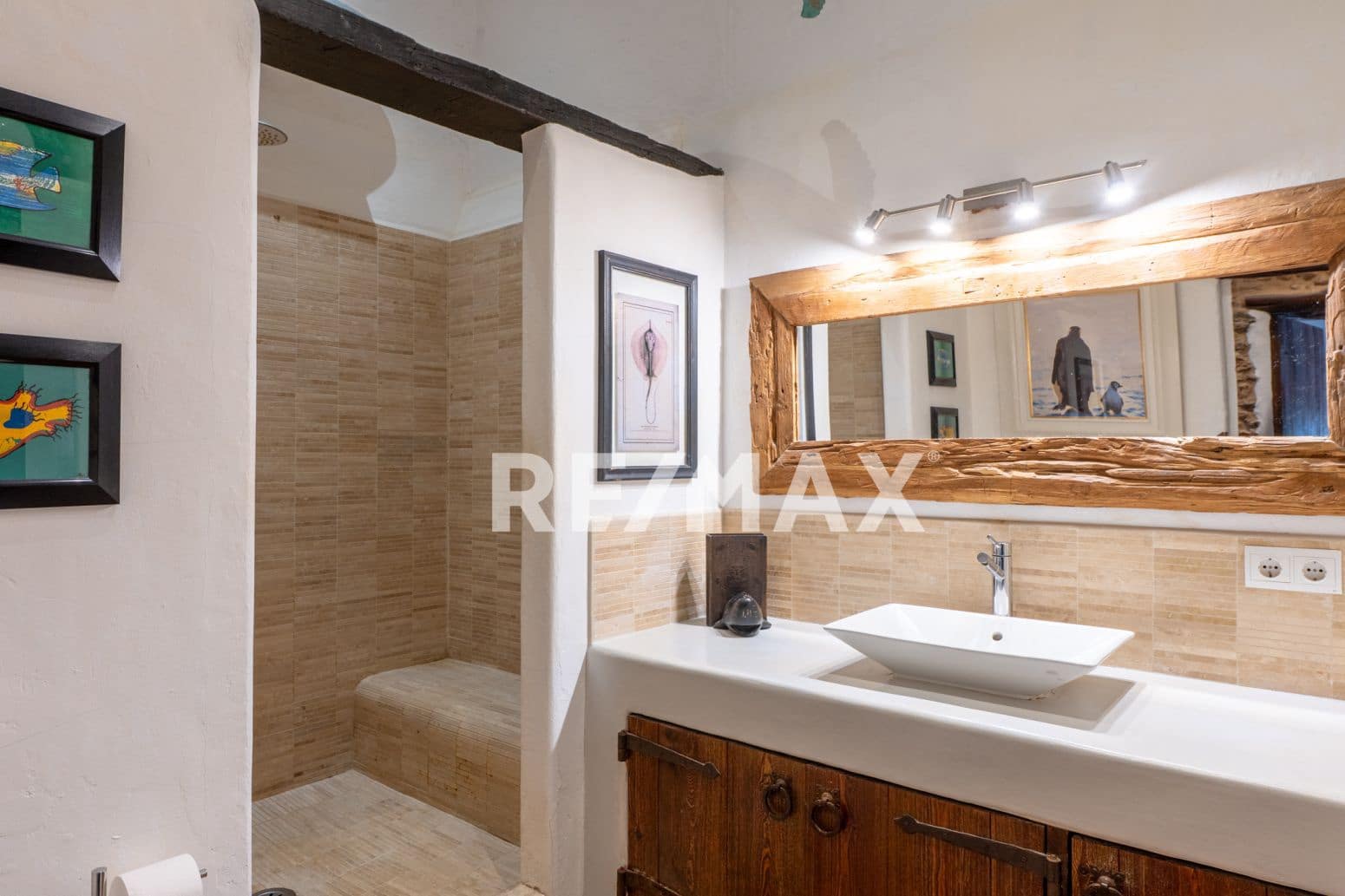 8 soverom Villa til salgs i San Jose / Sant Josep de Sa Talaia med svømmebasseng garasje - € 5 200 000 (Ref: 9901602)