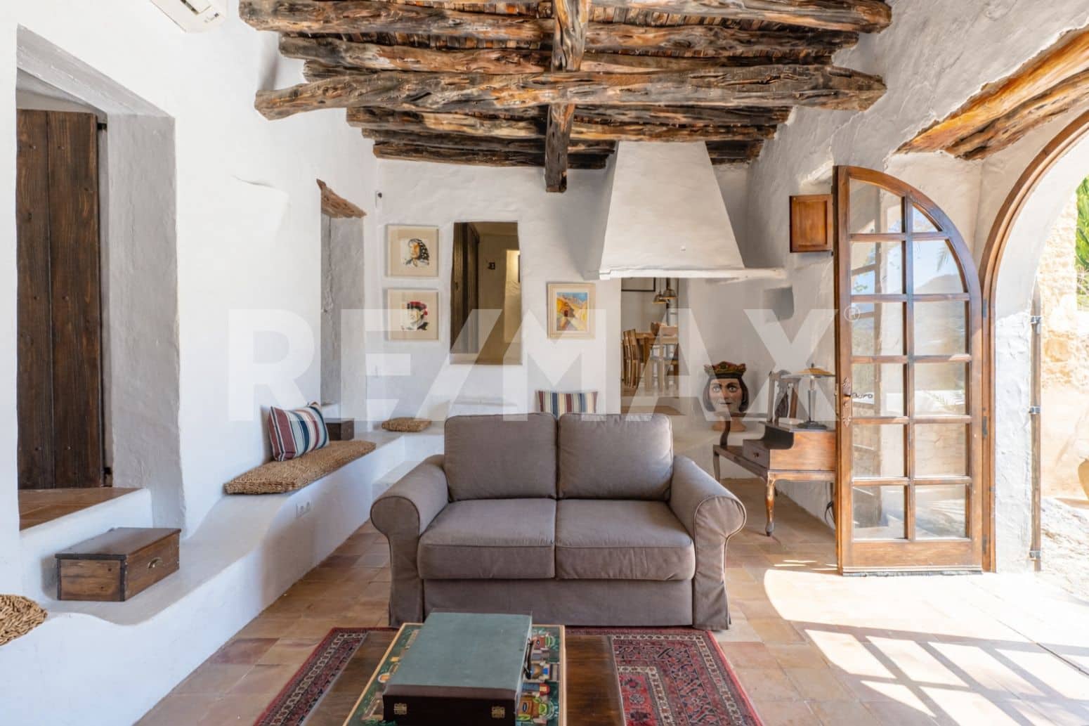 8 soverom Villa til salgs i San Jose / Sant Josep de Sa Talaia med svømmebasseng garasje - € 5 200 000 (Ref: 9901602)