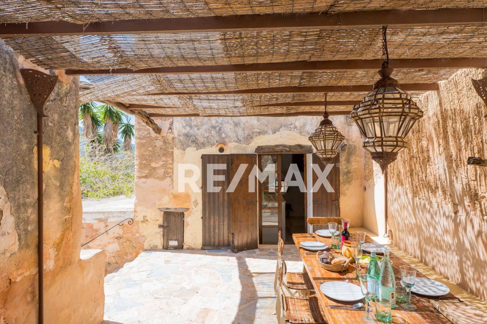 8 soverom Villa til salgs i San Jose / Sant Josep de Sa Talaia med svømmebasseng garasje - € 5 200 000 (Ref: 9901602)