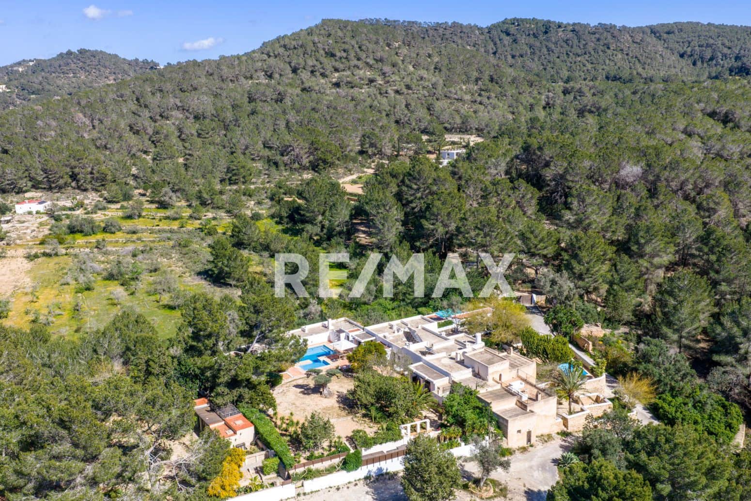 8 soverom Villa til salgs i San Jose / Sant Josep de Sa Talaia med svømmebasseng garasje - € 5 200 000 (Ref: 9901602)