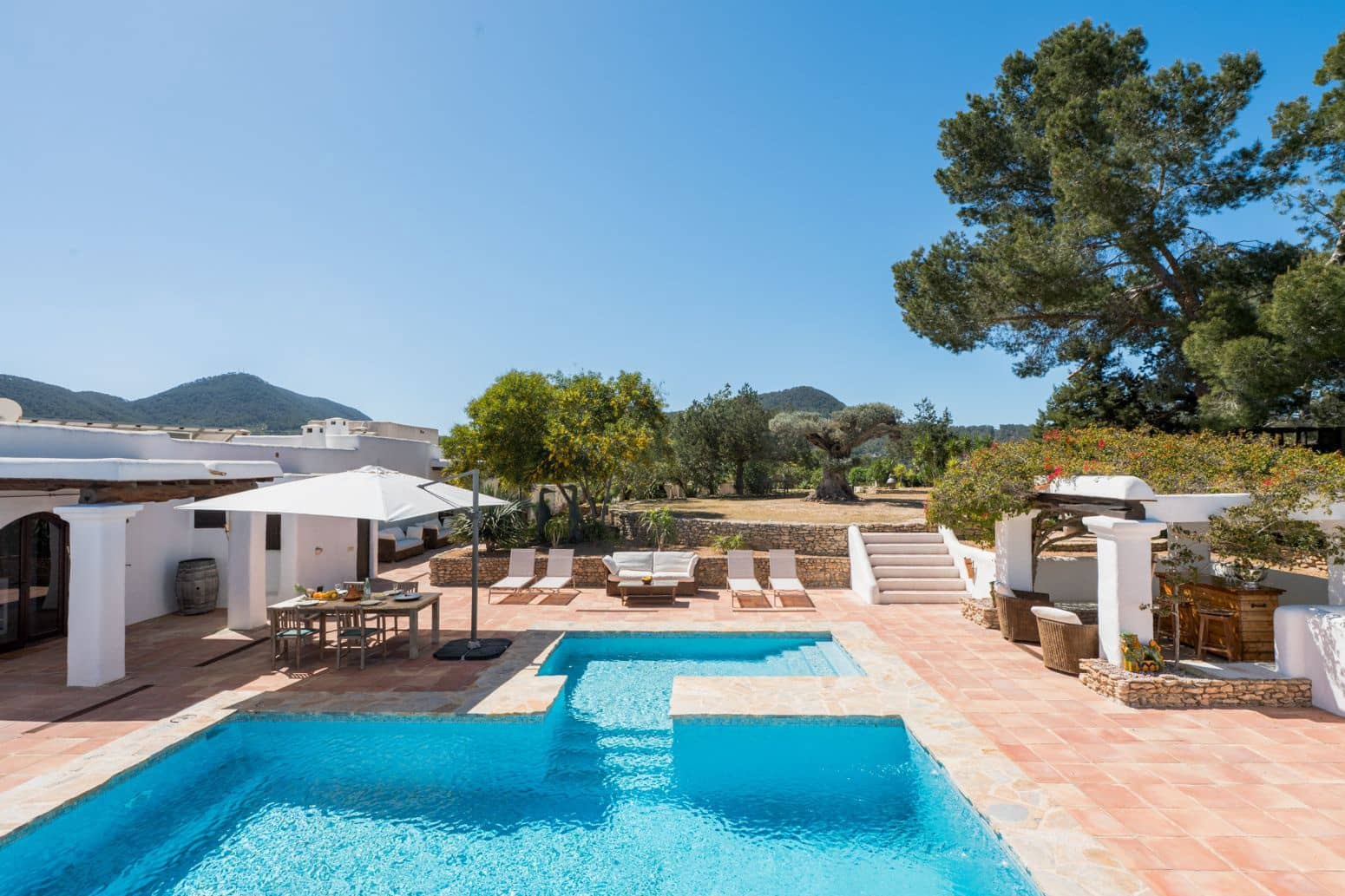 8 slaapkamer Finca/Landhuis te koop in San Jose / Sant Josep de Sa Talaia met zwembad garage - € 4.950.000 (Ref: 9901602)