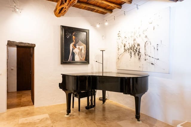 8 slaapkamer Finca/Landhuis te koop in San Jose / Sant Josep de Sa Talaia met zwembad garage - € 4.950.000 (Ref: 9901602)