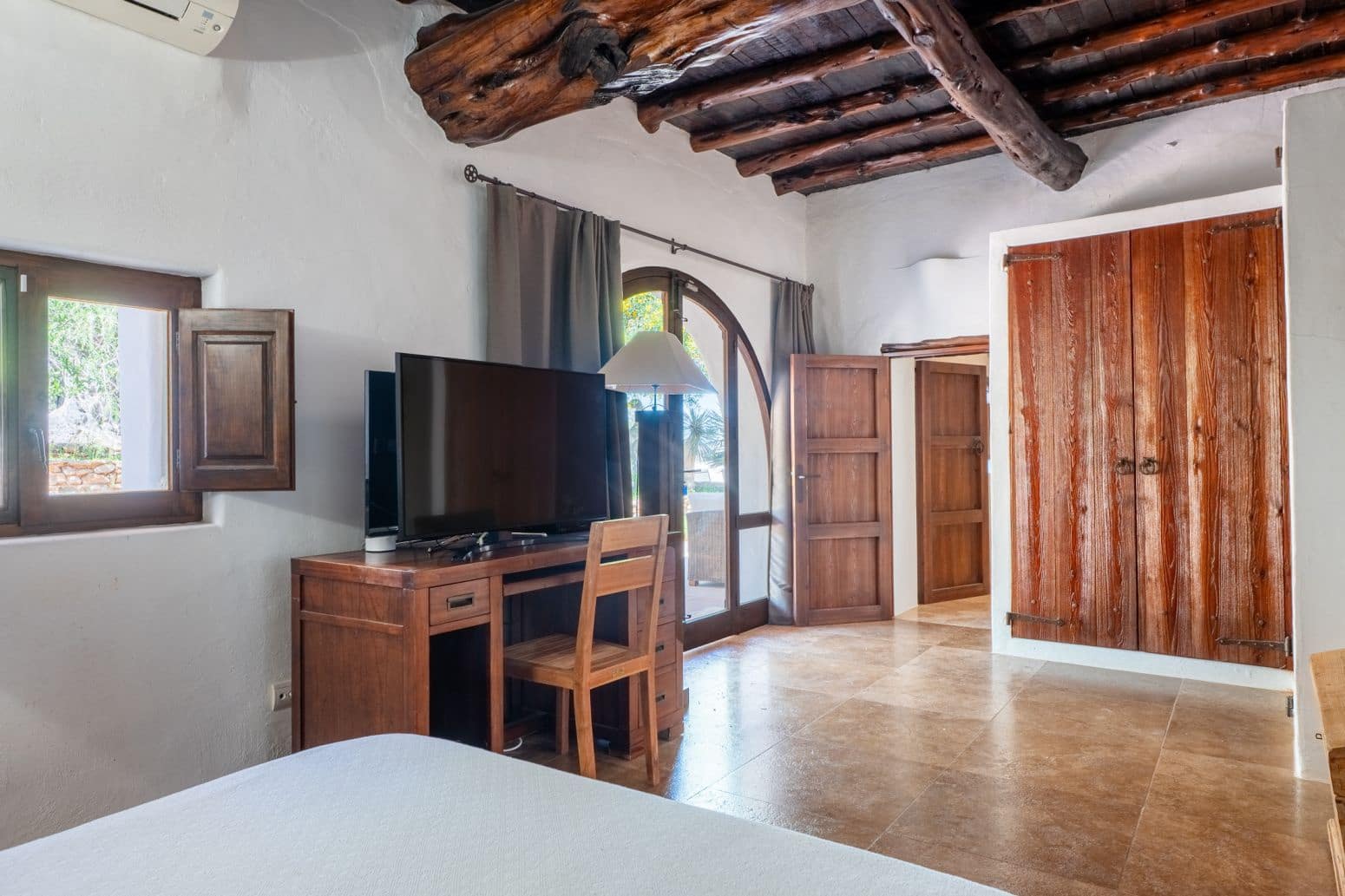 8 slaapkamer Finca/Landhuis te koop in San Jose / Sant Josep de Sa Talaia met zwembad garage - € 4.950.000 (Ref: 9901602)