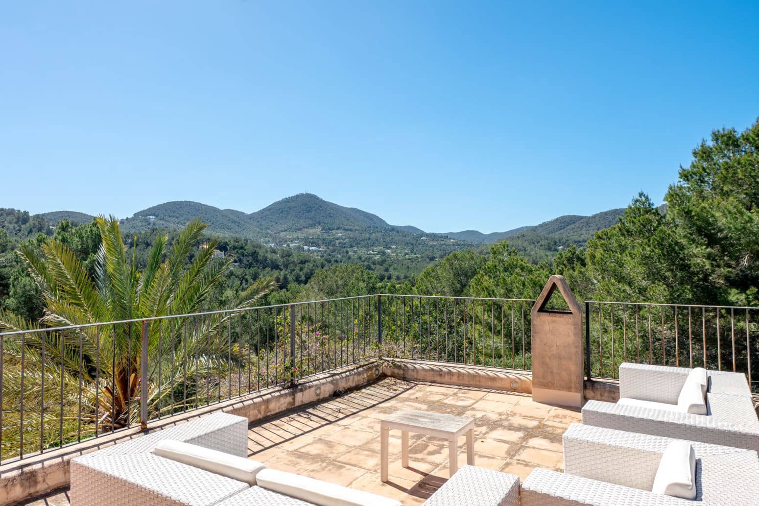8 slaapkamer Finca/Landhuis te koop in San Jose / Sant Josep de Sa Talaia met zwembad garage - € 4.950.000 (Ref: 9901602)