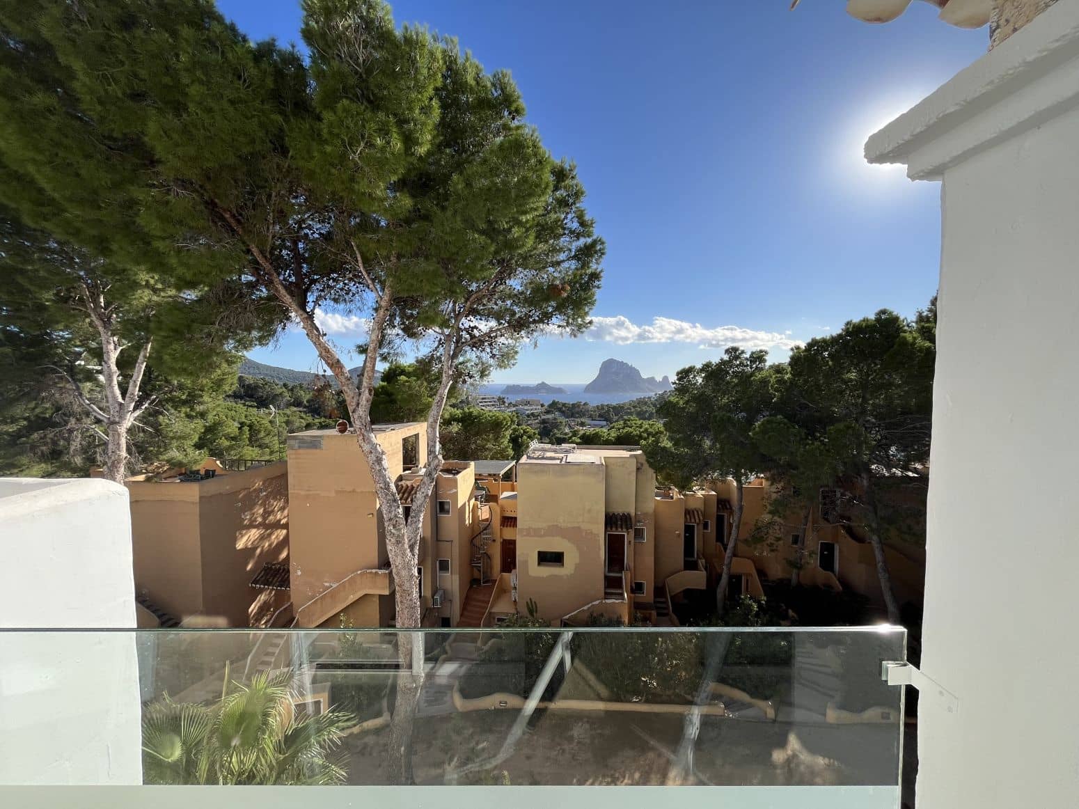 3 slaapkamer Penthouse te huur in San Jose / Sant Josep de Sa Talaia met zwembad garage - € 5.000 (Ref: 9903938)
