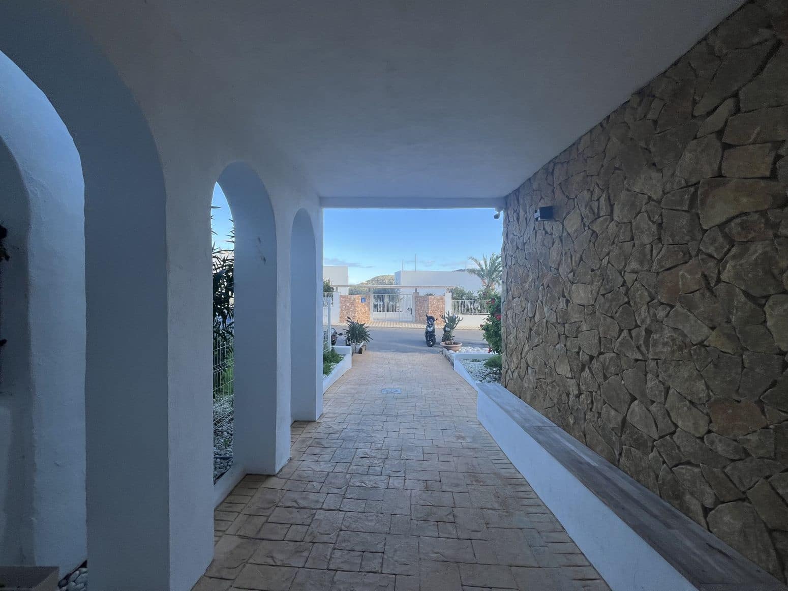 3 slaapkamer Penthouse te huur in San Jose / Sant Josep de Sa Talaia met zwembad garage - € 5.000 (Ref: 9903938)