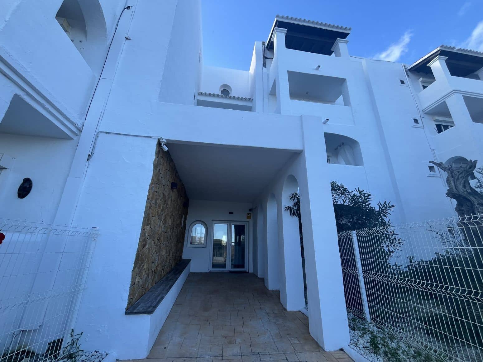3 slaapkamer Penthouse te huur in San Jose / Sant Josep de Sa Talaia met zwembad garage - € 5.000 (Ref: 9903938)