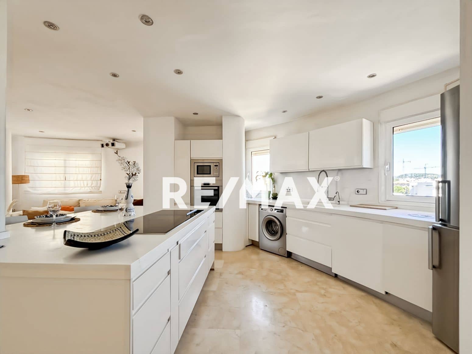 2 bedroom Apartment for sale in Santa Eulalia / Santa Eularia with pool - € 880,000 (Ref: 9903939)